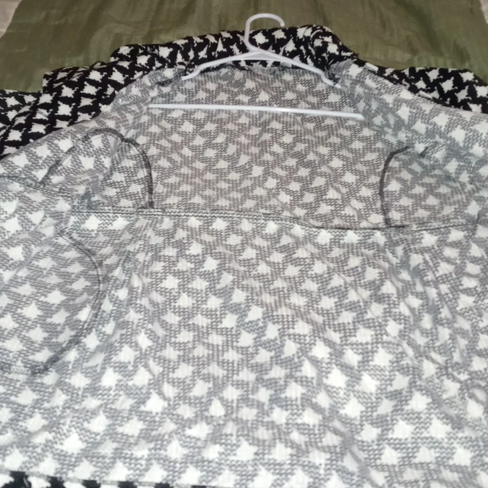 Retro Threads Jacket - Picture 8 of 11
